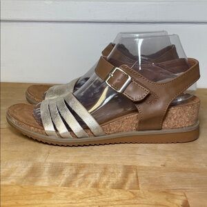 Eurosoft by Sofft Leary Wedge Summer Sandals Women's Size 8